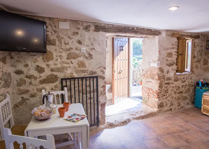 El Pajar De Tia Maria Casas del Castañar